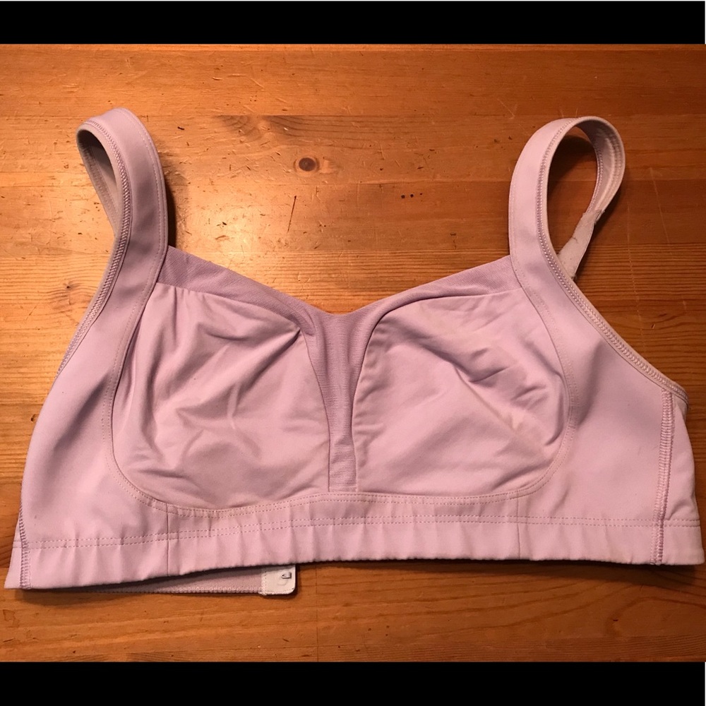 lululemon sports bra 36D “ta ta tamer”